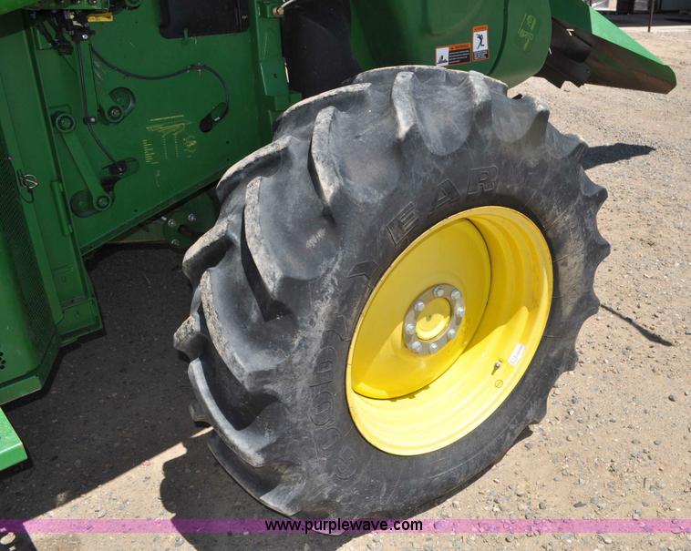 image for item G6478 2011 John Deere 9870 STS combine