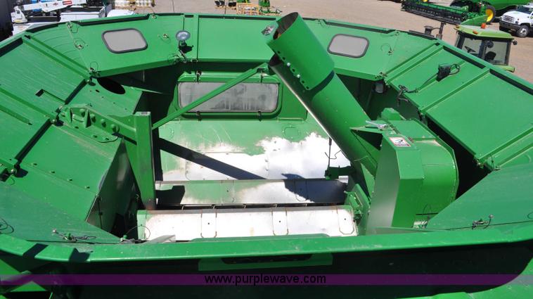 image for item G6478 2011 John Deere 9870 STS combine