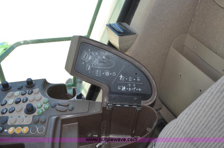 image for item G6479 2009 John Deere 9770 STS combine