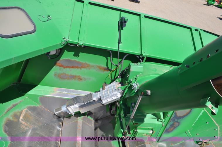 image for item G6479 2009 John Deere 9770 STS combine