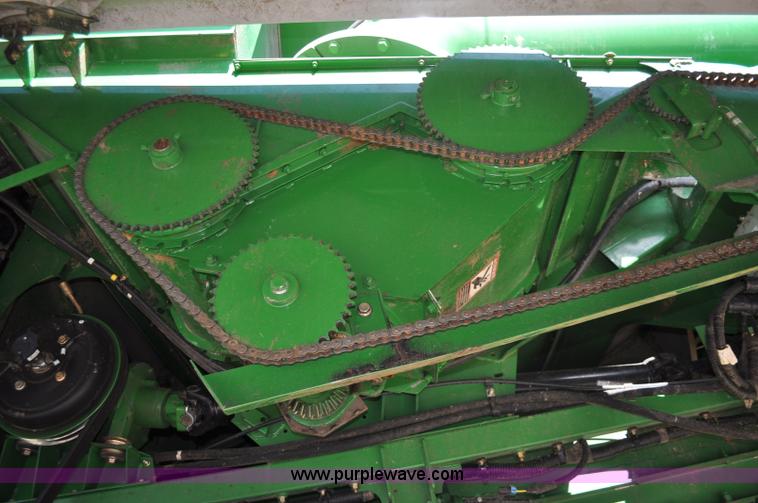 image for item G6479 2009 John Deere 9770 STS combine