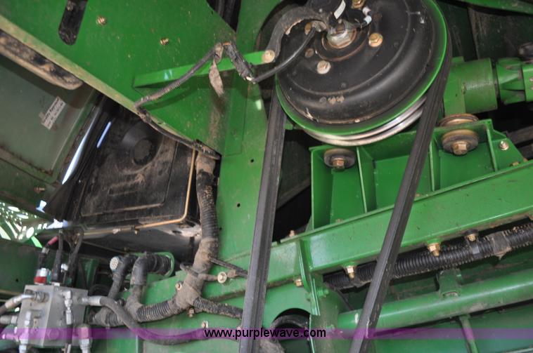 image for item G6479 2009 John Deere 9770 STS combine