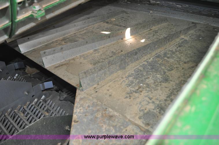 image for item G6479 2009 John Deere 9770 STS combine