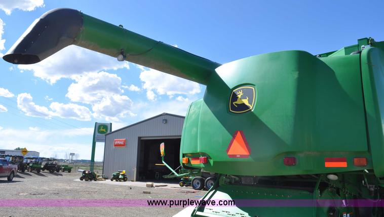 image for item G6479 2009 John Deere 9770 STS combine