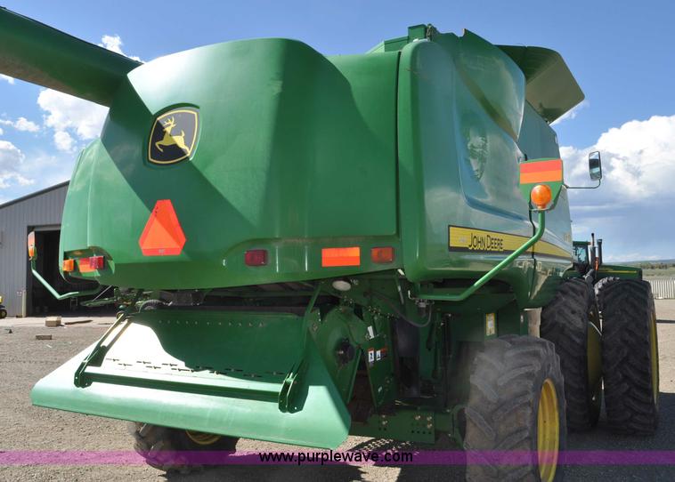 image for item G6479 2009 John Deere 9770 STS combine