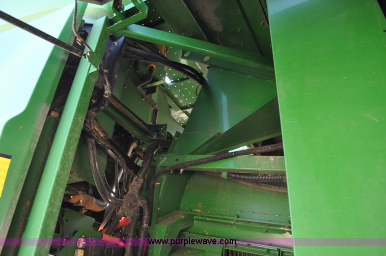 image for item G6479 2009 John Deere 9770 STS combine