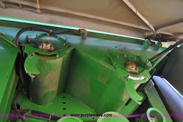 image for item G6479 2009 John Deere 9770 STS combine