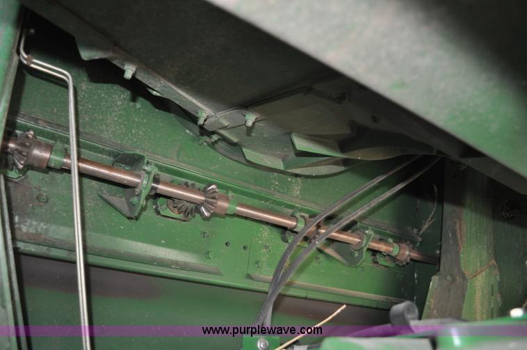 image for item G6479 2009 John Deere 9770 STS combine