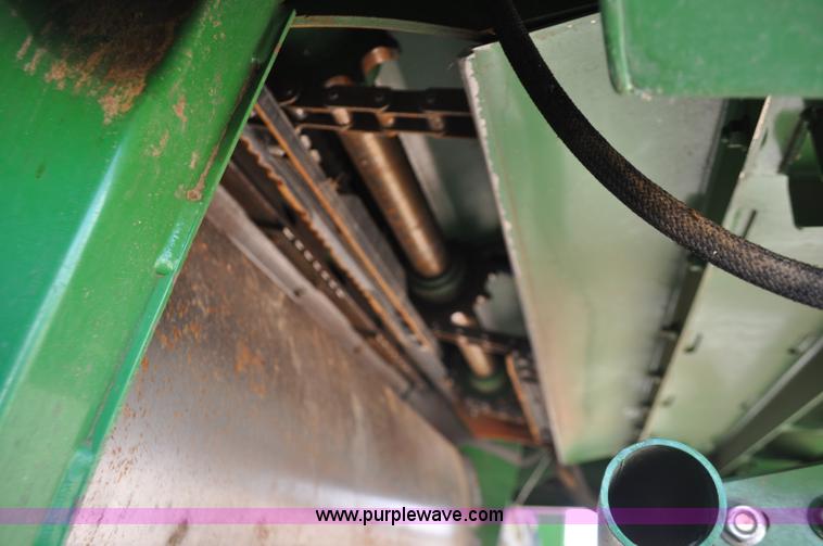 image for item G6479 2009 John Deere 9770 STS combine