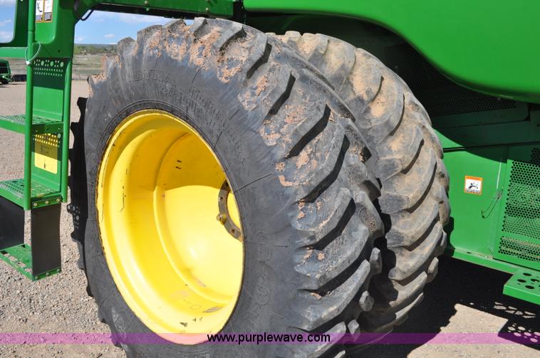 image for item G6479 2009 John Deere 9770 STS combine