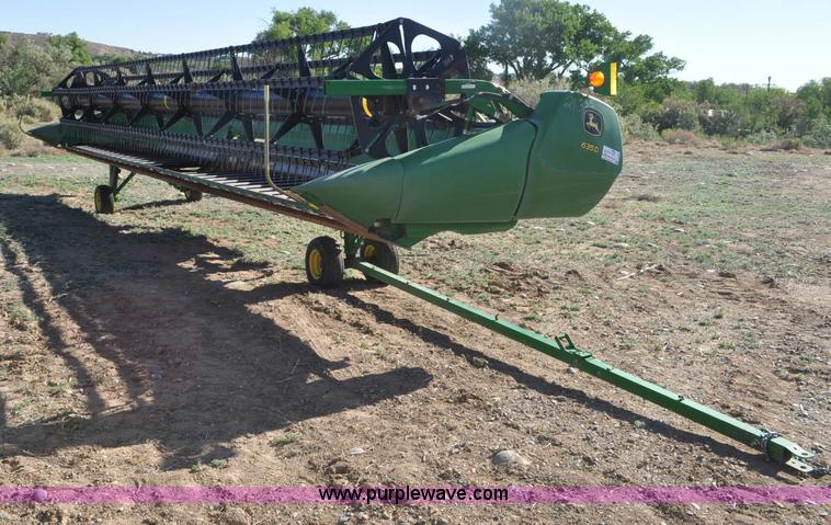image for item G6480 2010 John Deere 635D 35' draper head