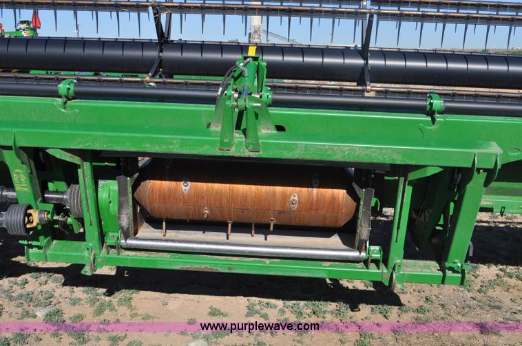 image for item G6480 2010 John Deere 635D 35' draper head