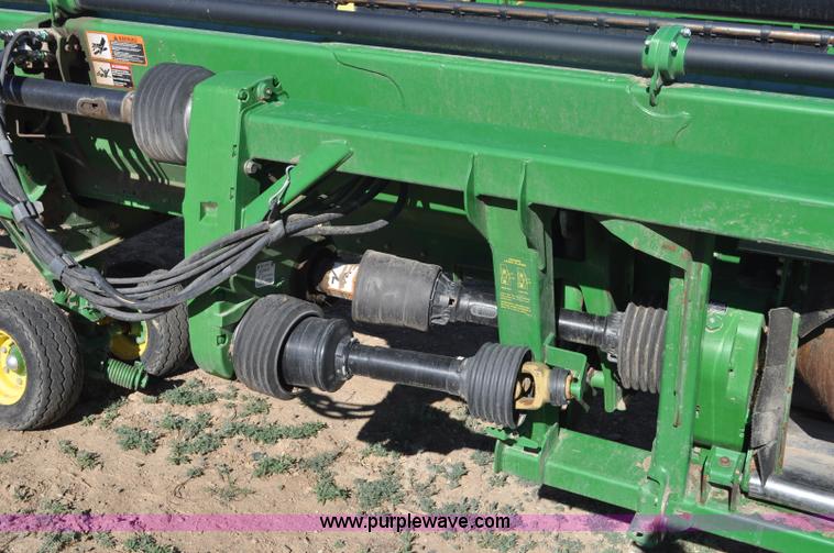 image for item G6480 2010 John Deere 635D 35' draper head