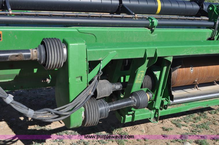 image for item G6480 2010 John Deere 635D 35' draper head