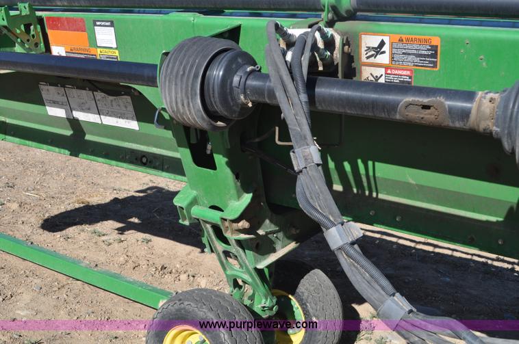 image for item G6480 2010 John Deere 635D 35' draper head