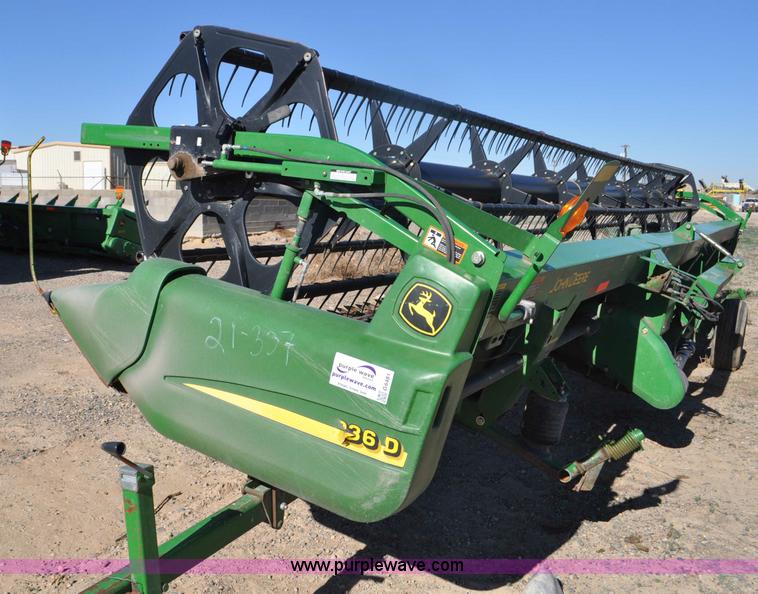 image for item G6481 2008 John Deere 936D 36' draper head
