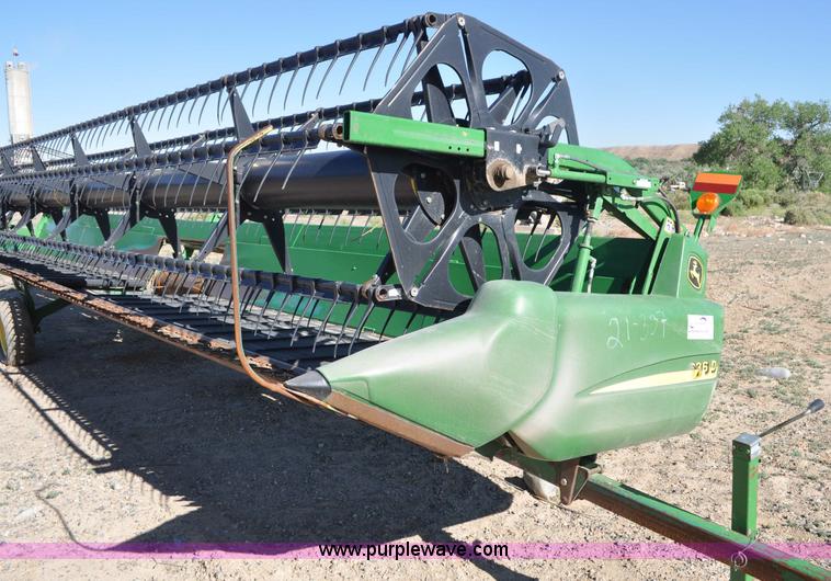 image for item G6481 2008 John Deere 936D 36' draper head