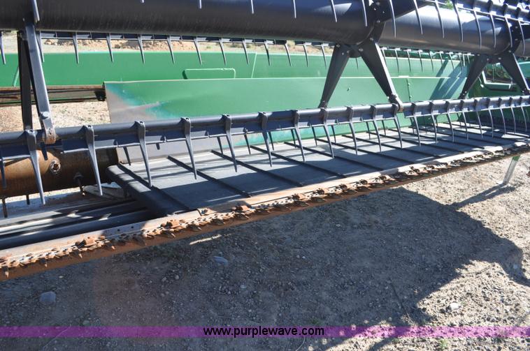 image for item G6481 2008 John Deere 936D 36' draper head