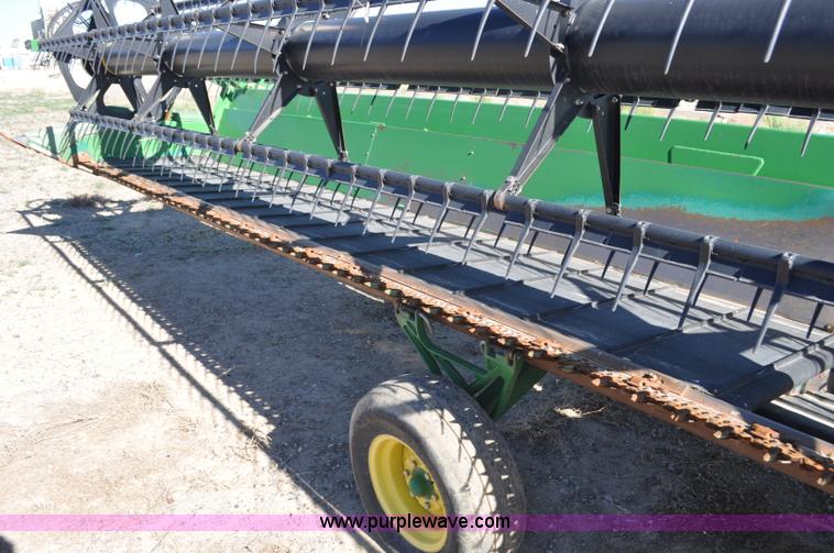 image for item G6481 2008 John Deere 936D 36' draper head
