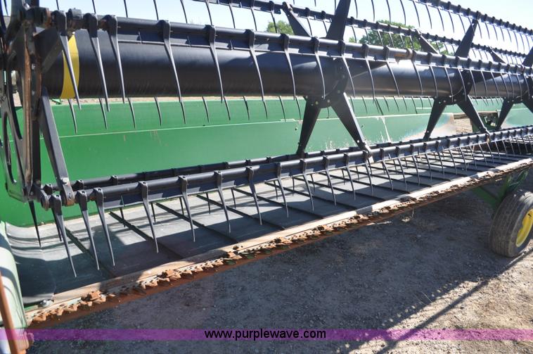 image for item G6481 2008 John Deere 936D 36' draper head