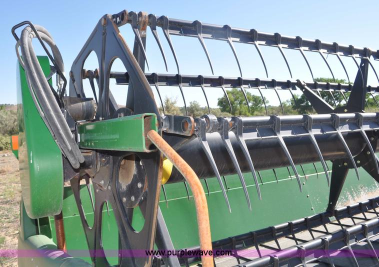 image for item G6481 2008 John Deere 936D 36' draper head