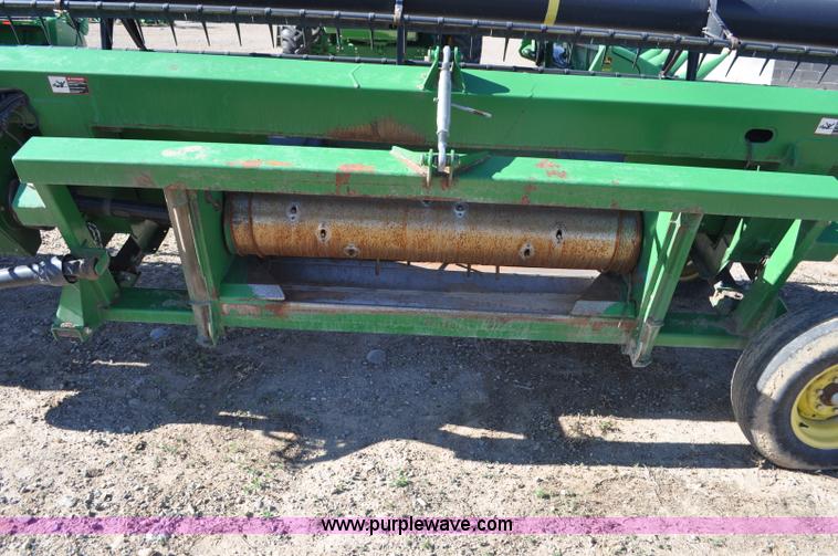 image for item G6481 2008 John Deere 936D 36' draper head