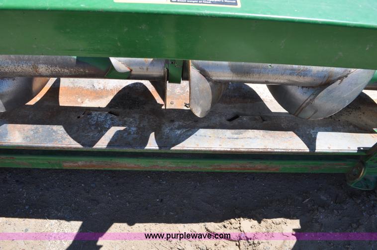 image for item G6483 2009 John Deere 612C corn head