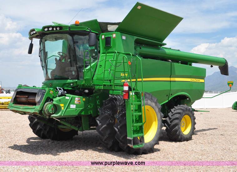 image for item G6484 2012 John Deere S670 combine