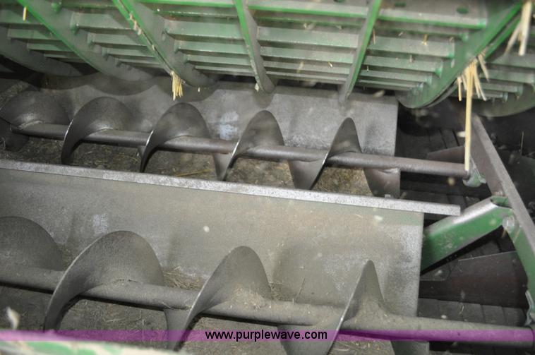 image for item G6484 2012 John Deere S670 combine