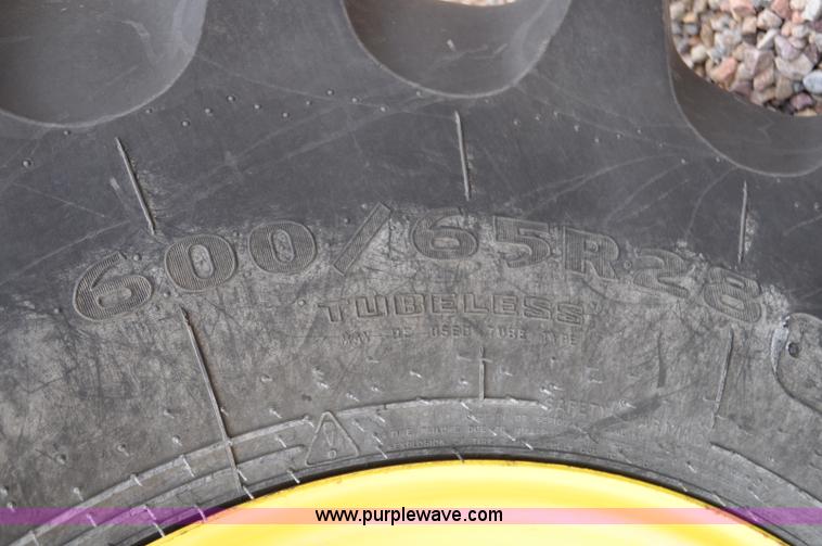 image for item G6484 2012 John Deere S670 combine