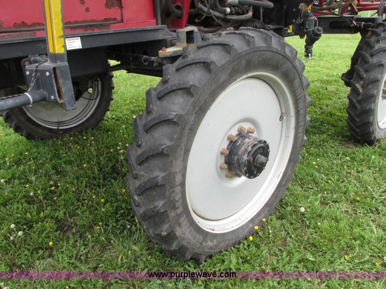 image for item G9115 1999 Case IH SPX3185 Patriot self-propelled sprayer