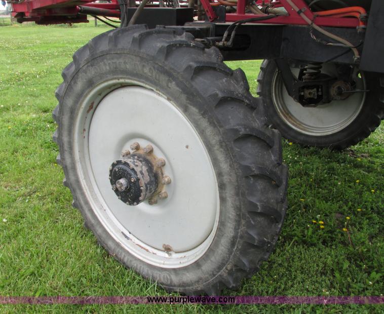image for item G9115 1999 Case IH SPX3185 Patriot self-propelled sprayer