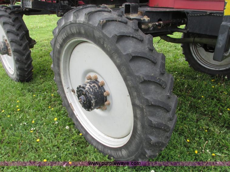 image for item G9115 1999 Case IH SPX3185 Patriot self-propelled sprayer