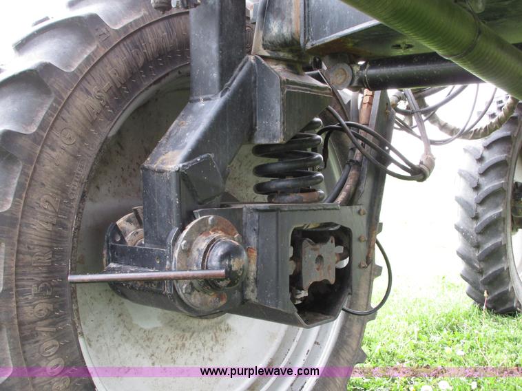 image for item G9115 1999 Case IH SPX3185 Patriot self-propelled sprayer