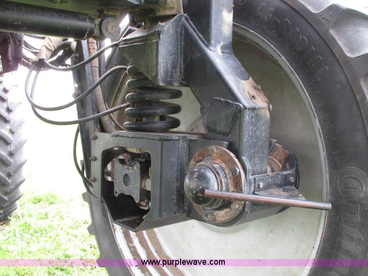 image for item G9115 1999 Case IH SPX3185 Patriot self-propelled sprayer