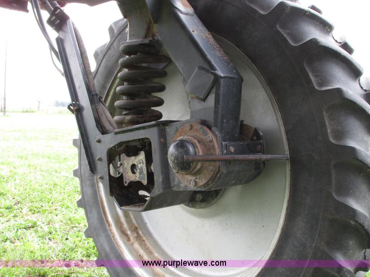 image for item G9115 1999 Case IH SPX3185 Patriot self-propelled sprayer