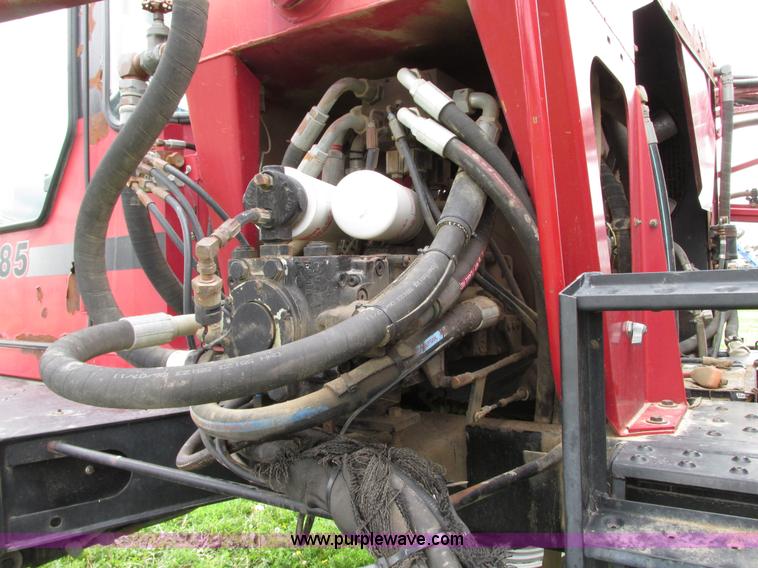 image for item G9115 1999 Case IH SPX3185 Patriot self-propelled sprayer