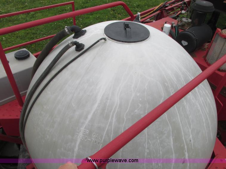 image for item G9115 1999 Case IH SPX3185 Patriot self-propelled sprayer