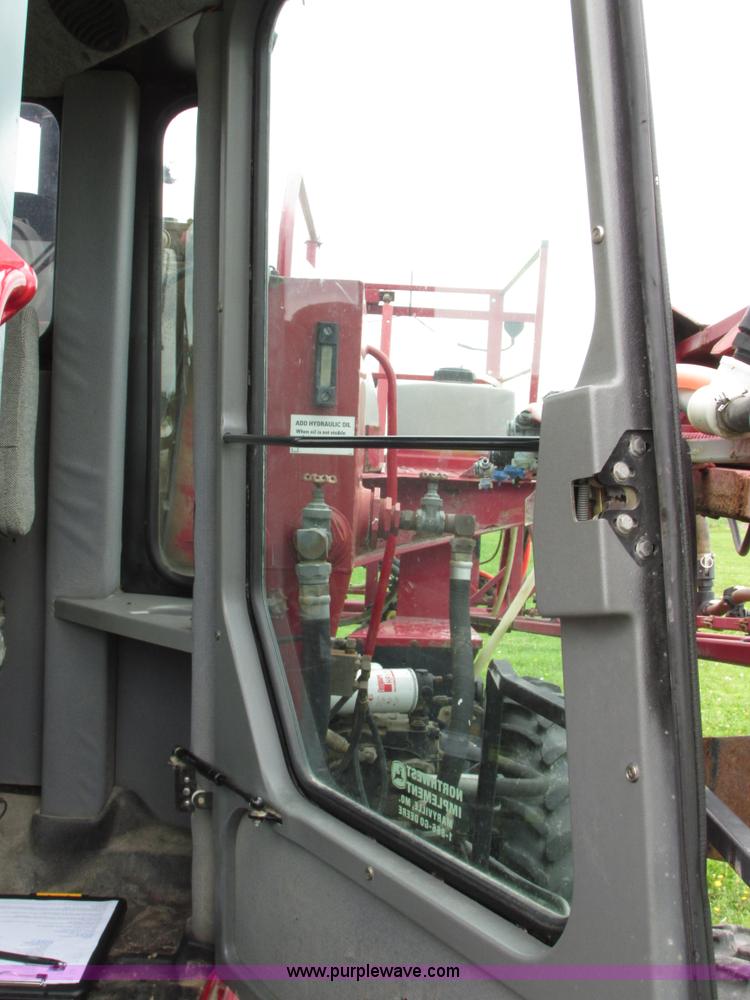 image for item G9115 1999 Case IH SPX3185 Patriot self-propelled sprayer