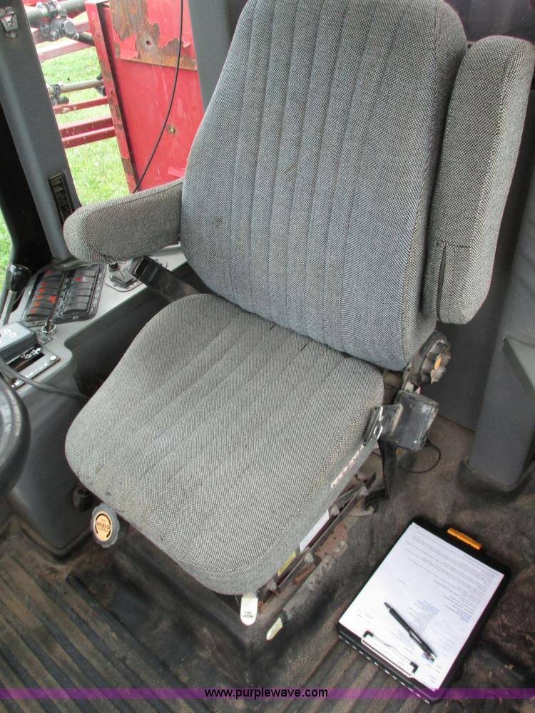 image for item G9115 1999 Case IH SPX3185 Patriot self-propelled sprayer