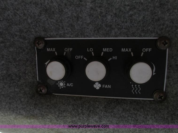 image for item G9115 1999 Case IH SPX3185 Patriot self-propelled sprayer