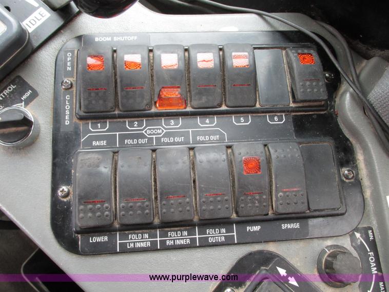 image for item G9115 1999 Case IH SPX3185 Patriot self-propelled sprayer