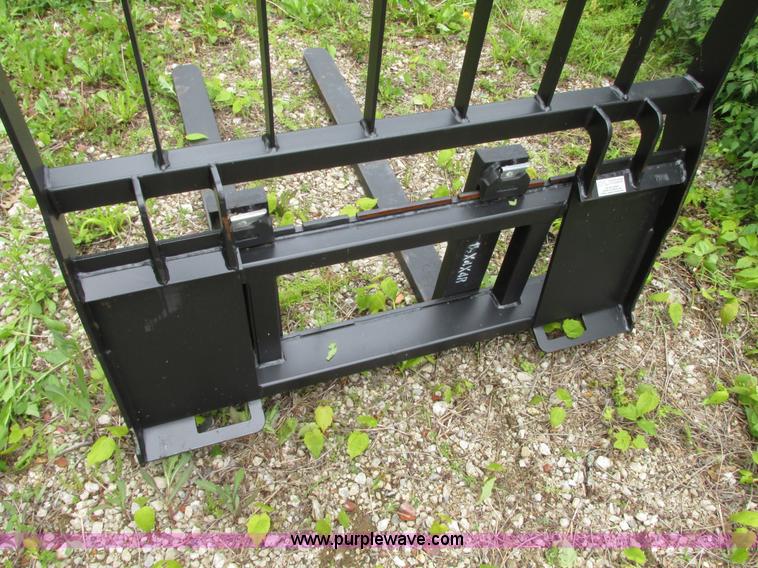 image for item G9127 Construction Attachments Xtreme Duty pallet forks