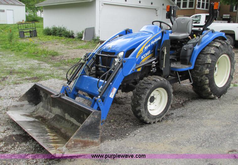 image for item G9128 2009 New Holland Boomer 3040 MFWD tractor