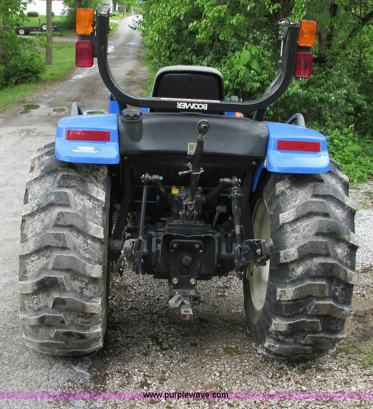 image for item G9128 2009 New Holland Boomer 3040 MFWD tractor