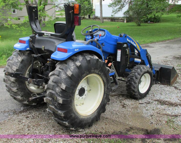 image for item G9128 2009 New Holland Boomer 3040 MFWD tractor
