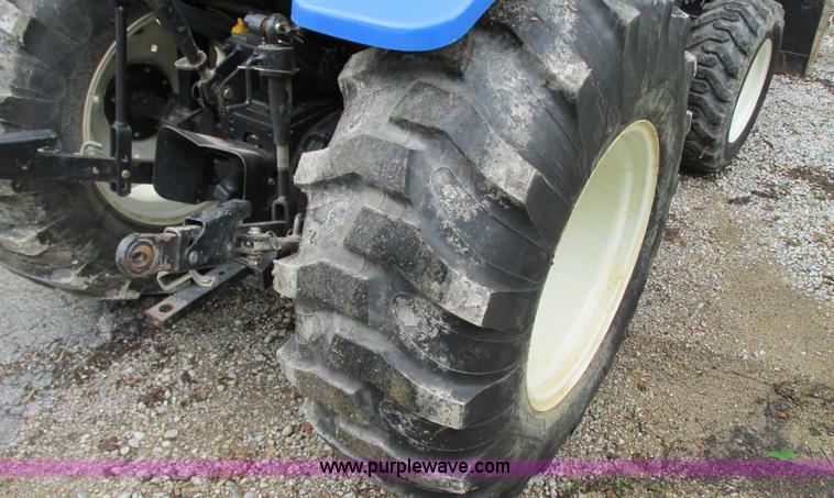image for item G9128 2009 New Holland Boomer 3040 MFWD tractor