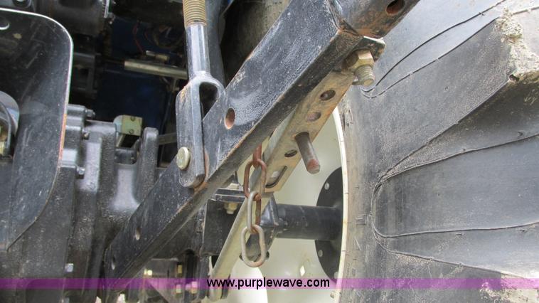 image for item G9128 2009 New Holland Boomer 3040 MFWD tractor