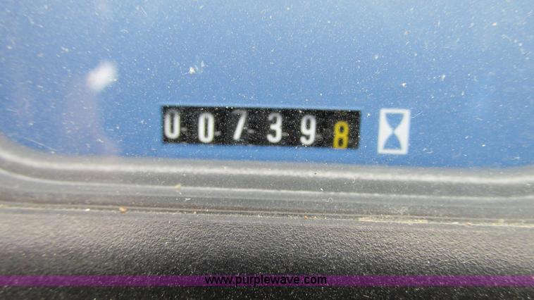 image for item G9128 2009 New Holland Boomer 3040 MFWD tractor