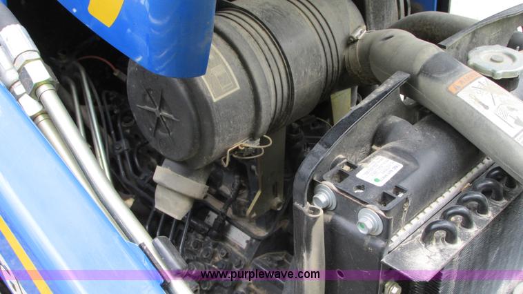 image for item G9128 2009 New Holland Boomer 3040 MFWD tractor